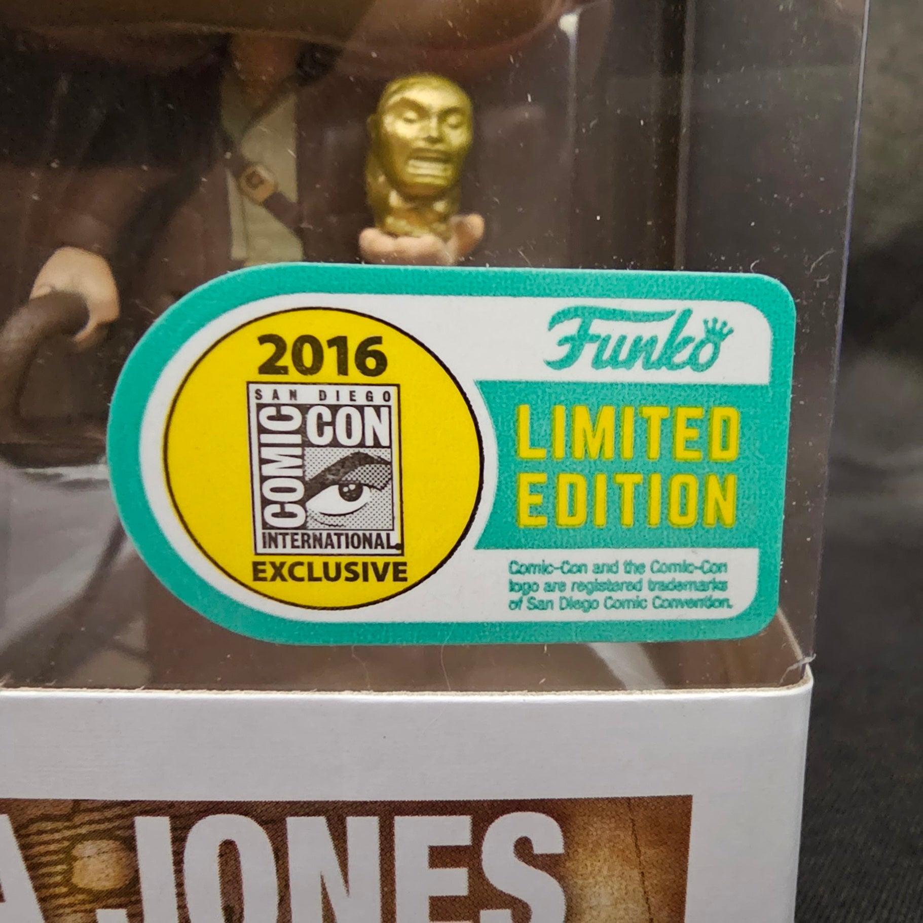 Disney Pop! Vinyl Figure Indiana Jones with Idol (SDCC 2016 Exclusive) [199] - Fugitive Toys