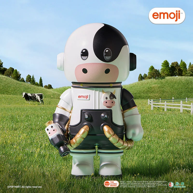 POP MART MEGA SPACE MOLLY 100% × emoji™ Series [1 Blind Box] - Fugitive Toys