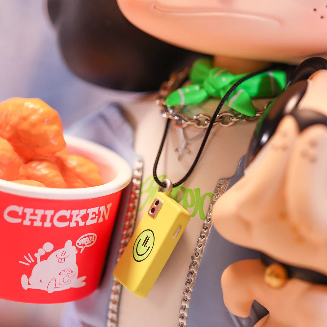 POP MART Vita Fried Chicken Day 200% Figurine - Fugitive Toys
