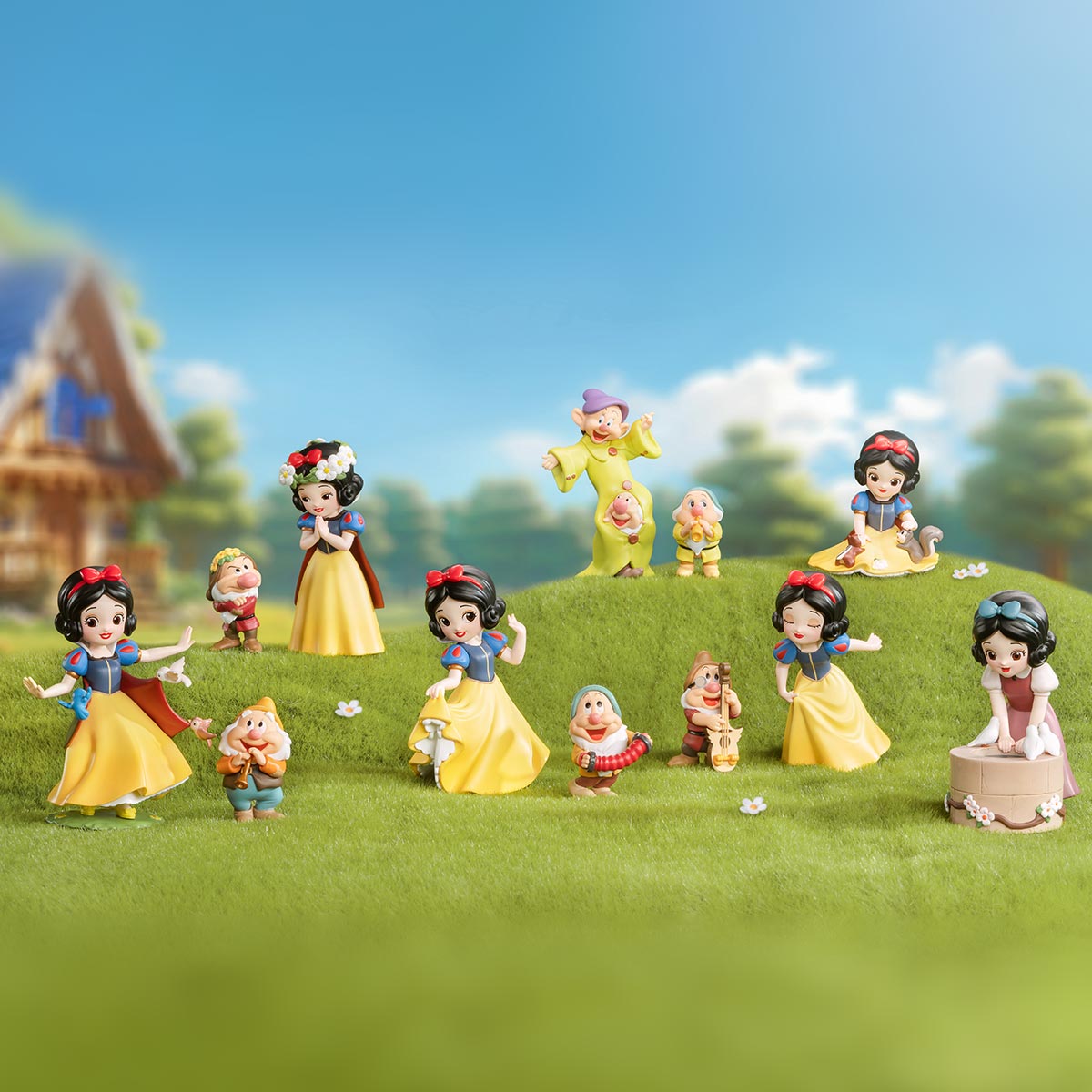 POP MART Disney Snow White Classic Series Figures [1 Blind Box] - Fugitive Toys