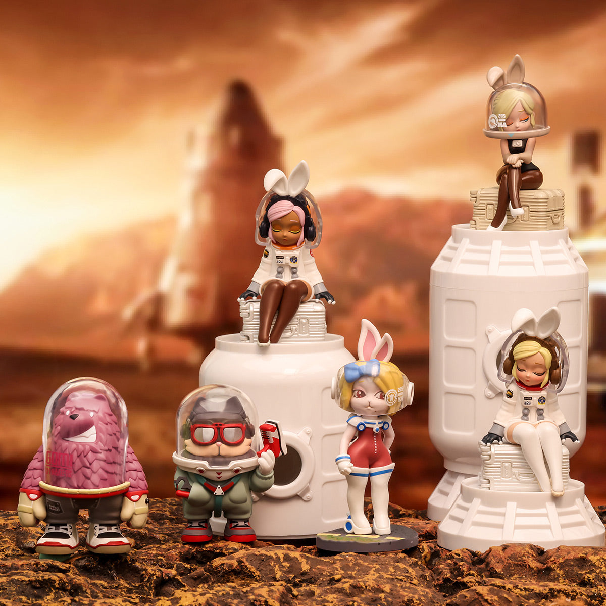 POP MART COOLABO Space Hood Series [1 Blind Box] - Fugitive Toys