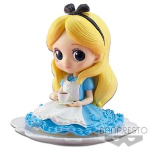 Disney Q Posket Alice in Wonderland Sugirly (Light Blue Dress) Disney Q Posket Alice in Wonderland Sugirly (Light Blue Dress)
