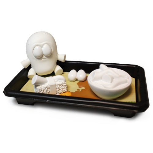 Dead Zebra Dyzplastic O-No Sushi Set White DIY by Andrew Bell - Fugitive Toys