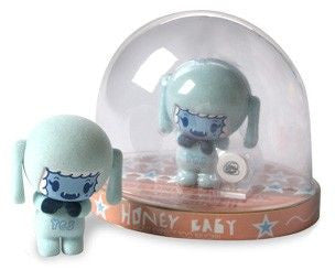 Honeybaby Daisy Figure - Fugitive Toys